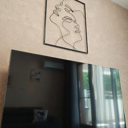Art Sense мезонет 公寓 希科尔皮诺夫西