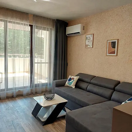 アパート Art Sense мезонет *